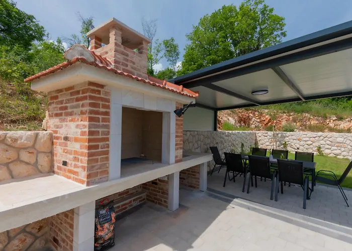 Lauret Villa *